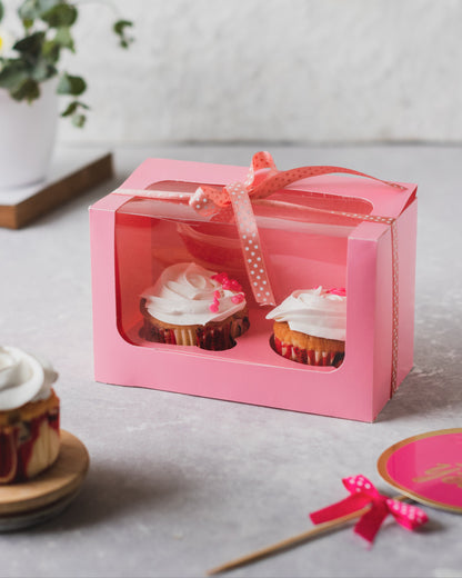 2 Cupcakes with Viewer